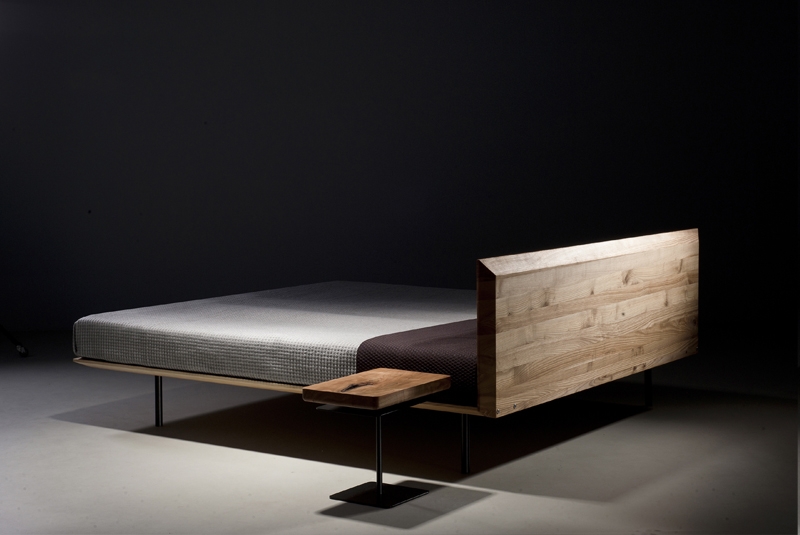 Bett Holz schwarz design modern mazzivo